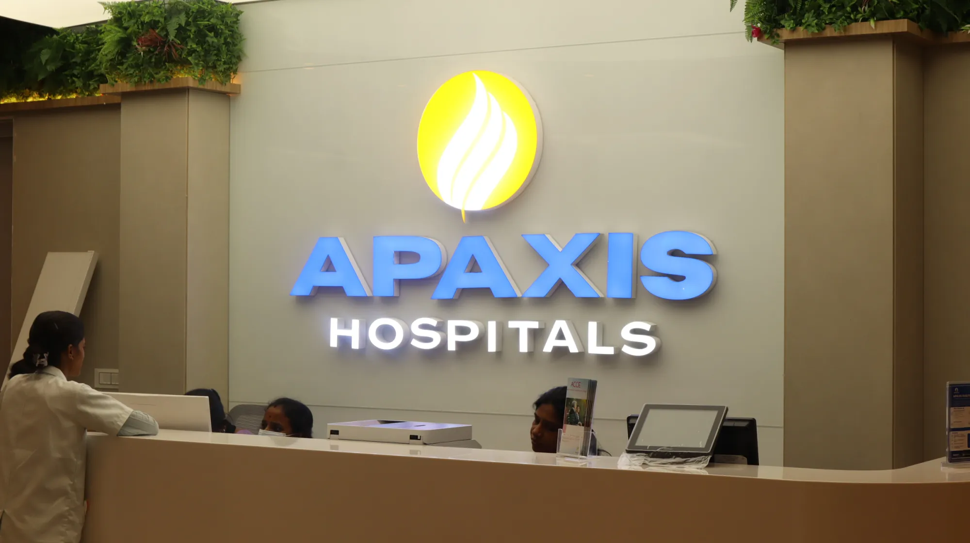 Experienced multidisciplinary doctors and specialists at Apaxis Hospitals Chennai